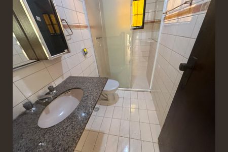 Casa para alugar com 240m², 4 quartos e 3 vagasBanheiro