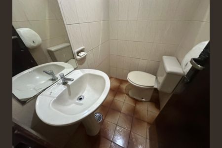 Casa para alugar com 240m², 4 quartos e 3 vagasLavabo