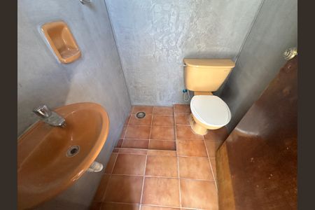 Casa para alugar com 240m², 4 quartos e 3 vagasBanheiro de serviço