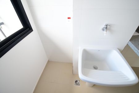 Apartamento à venda com 64m², 2 quartos e 1 vagaÁrea de Serviço