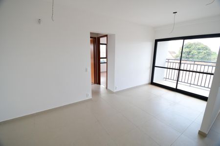 Sala de apartamento à venda com 2 quartos, 64m² em Jardim Chapadão, Campinas