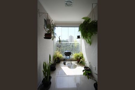 sacada de apartamento à venda com 3 quartos, 69m² em Jardim Henriqueta, Taboão da Serra