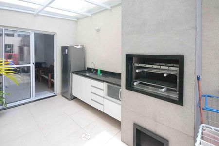 Apartamento para alugar com 47m², 2 quartos e 1 vaga