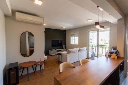 Sala de apartamento à venda com 2 quartos, 66m² em Ferreira, São Paulo