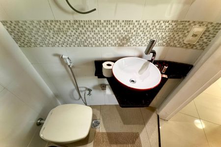 Apartamento para alugar com 65m², 2 quartos e sem vaga