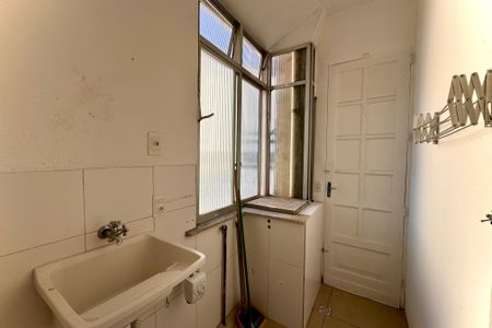 Apartamento para alugar com 65m², 2 quartos e sem vaga