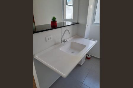 Cozinha de apartamento para alugar com 2 quartos, 38m² em Vila Nova, Porto Alegre