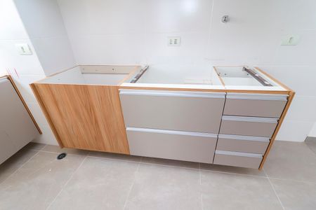 Apartamento à venda com 50m², 2 quartos e 1 vagaCozinha - Armários