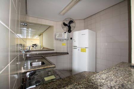 Apartamento para alugar com 72m², 3 quartos e 1 vagaSalão de Festas 