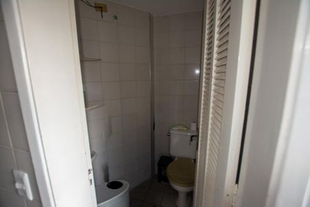 Apartamento para alugar com 72m², 3 quartos e 1 vagaArea de serviço - banheiro