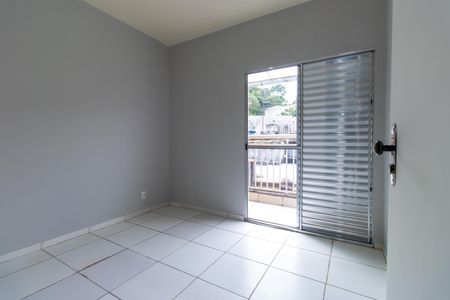 Quarto 1 de casa para alugar com 2 quartos, 75m² em Jardim Marilu, Cotia
