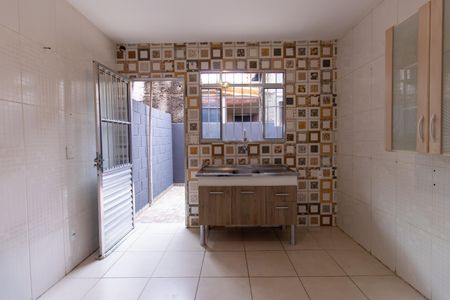 Casa para alugar com 75m², 2 quartos e 1 vagaCozinha