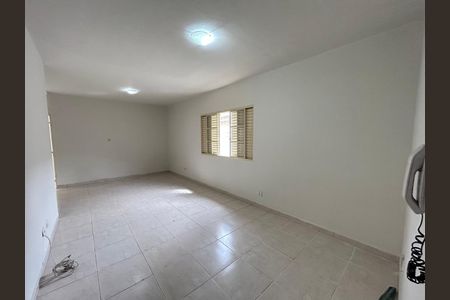 Sala de casa para alugar com 3 quartos, 180m² em Santa Mônica, Uberlândia