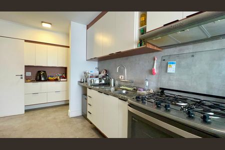 Apartamento para alugar com 150m², 3 quartos e 2 vagasAcademia