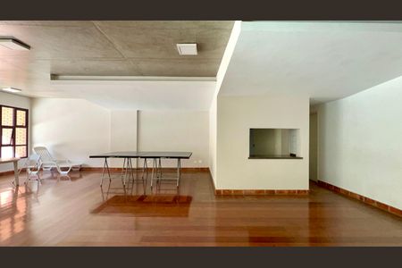Apartamento para alugar com 150m², 3 quartos e 2 vagasSalão de Festas