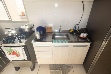 Apartamento para alugar com 46m², 2 quartos e 1 vaga Apartamento para alugar com 46m², 2 quartos e 1 vagaCozinha e Área de Serviço