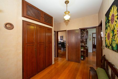 Apartamento à venda com 200m², 4 quartos e 3 vagasCIRCULACAO