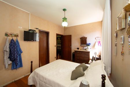 Apartamento à venda com 200m², 4 quartos e 3 vagasQUARTO3