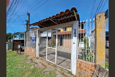 Casa à venda com 300m², 4 quartos e 2 vagasFachada