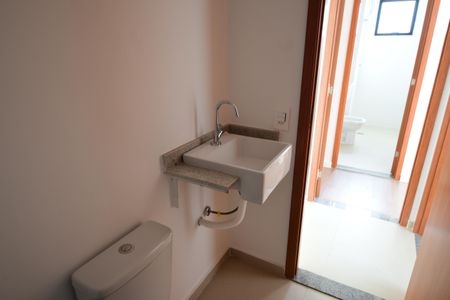 Apartamento à venda com 63m², 2 quartos e 1 vagaBanheiro Social