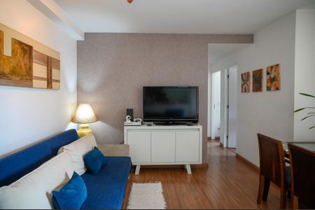 Sala de apartamento à venda com 3 quartos, 63m² em Jardim Celeste, São Paulo