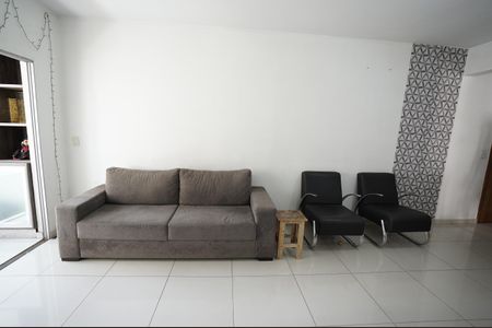 Apartamento para alugar com 3 quartos, 86m² em Vila Maria Jose, Goiânia