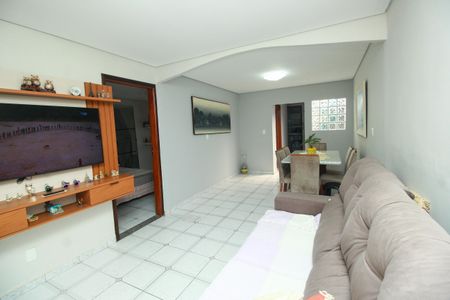 Sala de casa à venda com 3 quartos, 160m² em Vila Bela Vista, Santo André