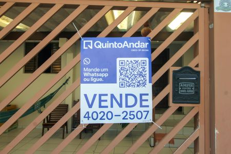 Casa à venda com 160m², 3 quartos e 1 vagaPlaca instalada em 15/04/2026 com o código WYNY-750