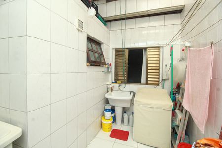 Casa à venda com 160m², 3 quartos e 1 vagaÁrea de Serviço