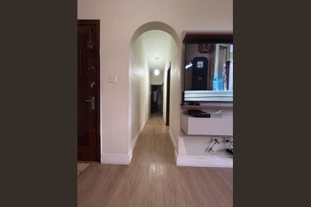 Apartamento à venda com 90m², 2 quartos e sem vagaSala