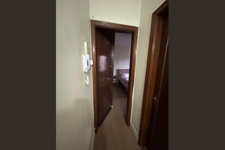 Apartamento à venda com 90m², 2 quartos e sem vagaCorredor