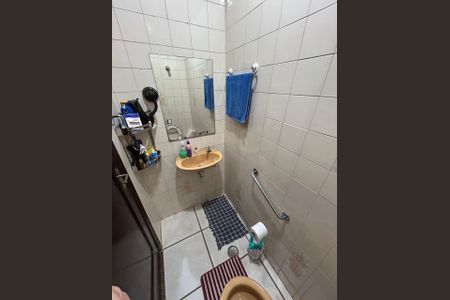 Apartamento à venda com 90m², 2 quartos e sem vagaBanheiro
