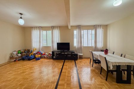 Apartamento à venda com 145m², 4 quartos e 1 vaga