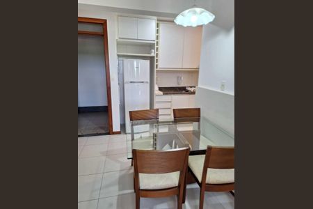Apartamento para alugar com 51m², 1 quarto e 1 vagaSala
