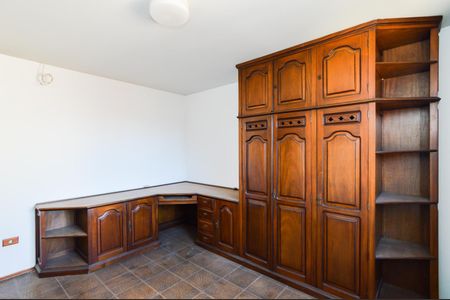 Casa à venda com 4 quartos, 360m² em Jardim Vila Galvao, Guarulhos