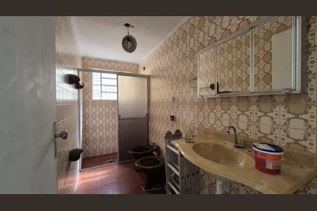 Casa para alugar com 174m², 4 quartos e 1 vagaBanheiro 2