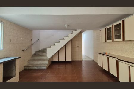 Casa para alugar com 174m², 4 quartos e 1 vagaCozinha