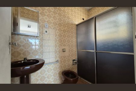 Casa para alugar com 174m², 4 quartos e 1 vagaBanheiro da suíte