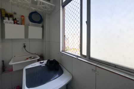 Apartamento à venda com 56m², 2 quartos e 1 vaga Apartamento à venda com 56m², 2 quartos e 1 vagaÁrea de Serviço