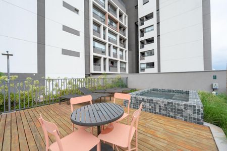 Studio para alugar com 26m², 1 quarto e sem vagaPiscina