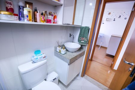Apartamento para alugar com 42m², 2 quartos e 1 vagaBanheiro