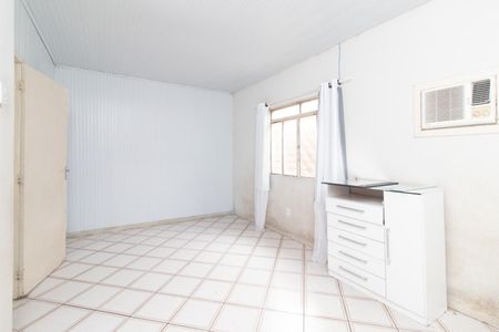Casa para alugar com 130m², 2 quartos e 1 vagaQuarto 2