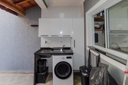 Casa à venda com 113m², 3 quartos e 2 vagasÁrea de Serviço