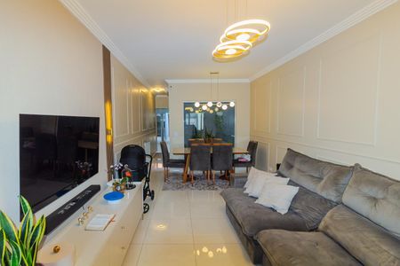 Sala de casa à venda com 3 quartos, 113m² em Vila Santa Clara, São Paulo