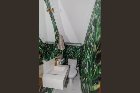 Casa à venda com 113m², 3 quartos e 2 vagasLavabo