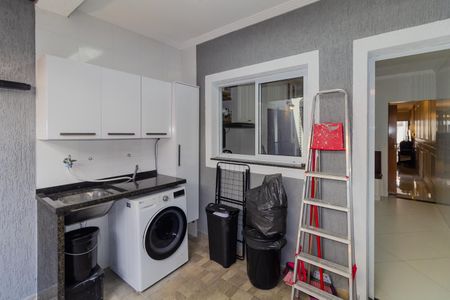 Casa à venda com 113m², 3 quartos e 2 vagasÁrea de Serviço