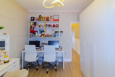 Casa à venda com 113m², 3 quartos e 2 vagasSuíte 1
