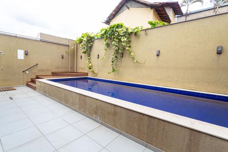 Apartamento à venda com 108m², 1 quarto e 1 vaga Apartamento à venda com 108m², 1 quarto e 1 vagaÁrea Comum - Piscina