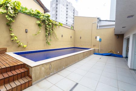 Apartamento à venda com 108m², 1 quarto e 1 vaga Apartamento à venda com 108m², 1 quarto e 1 vagaÁrea Comum - Piscina