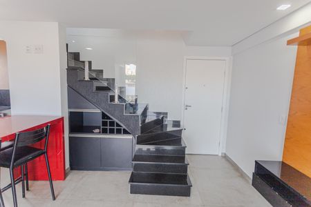 Apartamento à venda com 108m², 1 quarto e 1 vaga Apartamento à venda com 108m², 1 quarto e 1 vagaEscada de Acesso a Cobertura